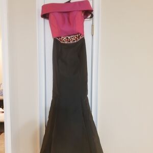 Prom dresses or Formal dresses